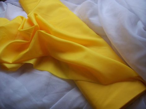 sárga selyem dekoranyag 150 cm széles (méterre) 