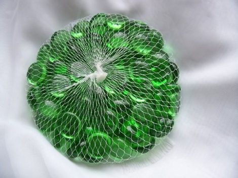 zöld dekorkő,dekorkavics fényes(kb.100 db-os), 2 cm
