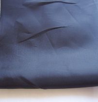 fekete selyem dekoranyag 150 cm széles (méterre)