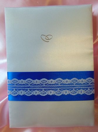 kék alapon csipkés selyem vendégkönyv ( A/5, sima, 50 lapos)