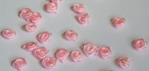 szatén rózsafej 1,2 cm, rózsaszín (90 db)