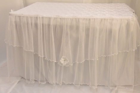 főasztal dísz tüll, fehér (140 x 75 cm)