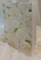 Vendégkönyv A/4 méret, fehér rózsás (sima 90 lapos)