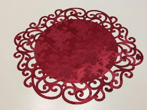 ndás szélű asztalközép, bordó rózsás (36 cm)-4 db