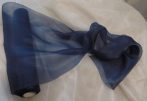 Szatén-organza (25 cm * 10 m) sötétkék (navykék)-655
